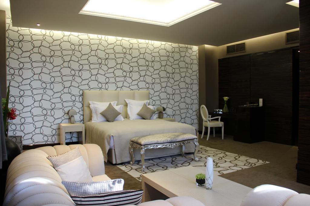 Donatello Boutique Hotel Almaty Bilik gambar