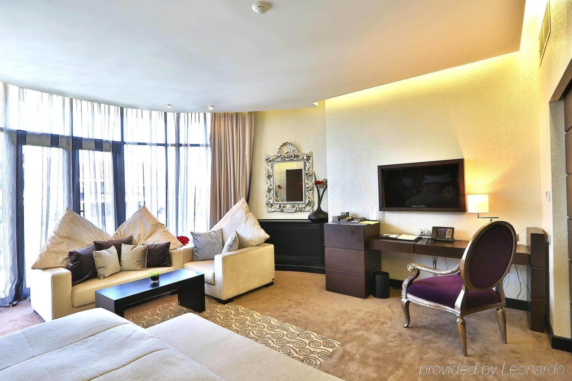 Donatello Boutique Hotel Almaty Luaran gambar